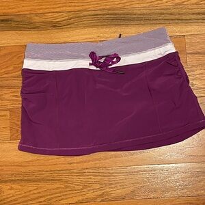 Lululemon Womens Run: Energy Skirt
Skort Ruched Zip Pocket Purple size 6